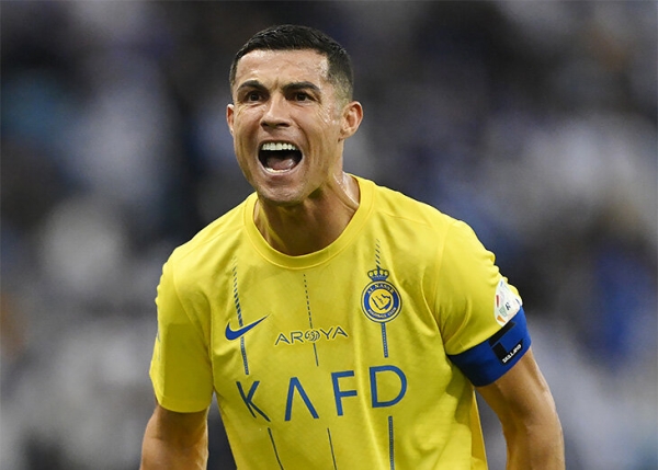 Роналду много психует в Саудовской Аравии &ndash; уже 10 историй за год