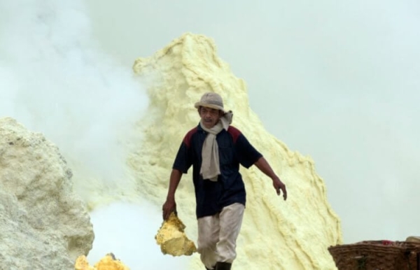 5 самых тяжелых работ, на которых люди гробят здоровье за копейки - Hi-News.ru