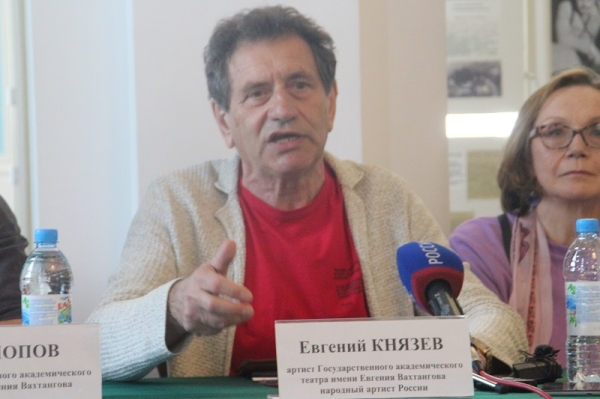 Актер Евгений КНЯЗЕВ: «Сегодня серьезное искусство побеждает эстраду»