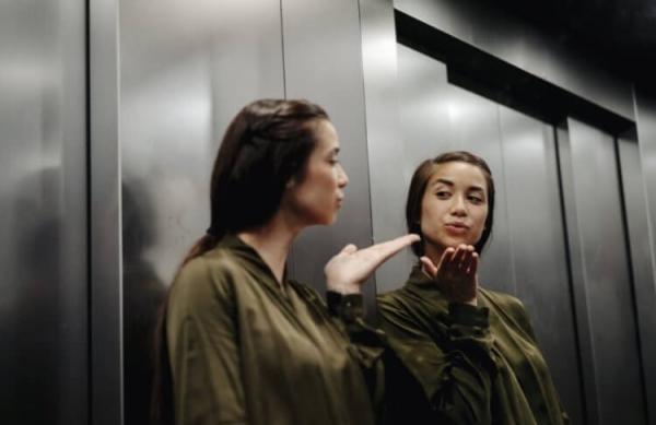 Зачем в лифте нужно зеркало: неожиданные факты, о которых вы не знали - Hi-News.ru