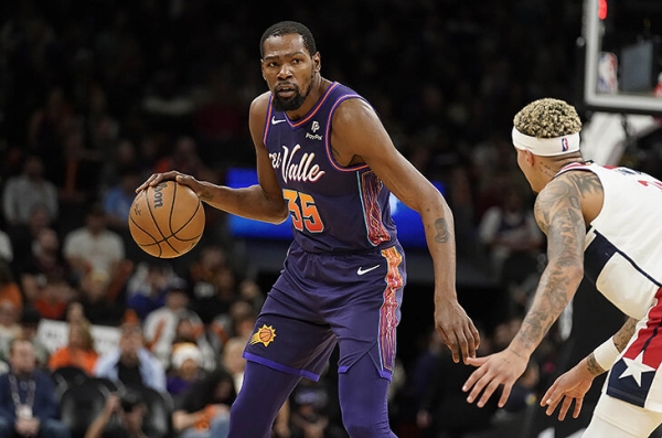 Дюрэнт требует, чтобы его тоже считали величайшим в истории. Его логику легко понять