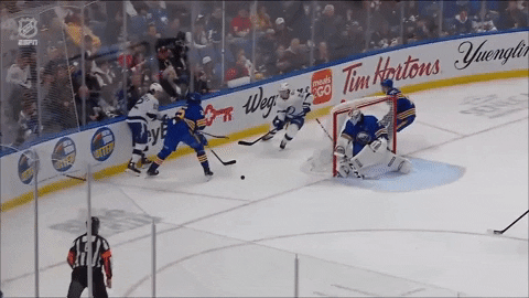 «Тампа» спаслась за 7 секунд до конца, но проиграла в овертайме. Похоже, впереди трудные два месяца