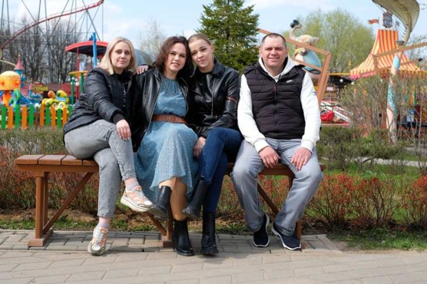 Мать раскрыла тайну перед смертью: как две сестры нашли друг друга через 25 лет