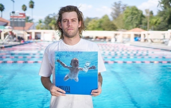 Суд возобновил иск "мальчика с обложки" группы Nirvana