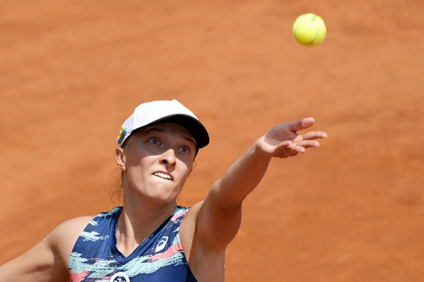 Швентек выносит всех-всех-всех: выиграла 28 матчей и 5 титулов подряд. Доминирует в духе Серены