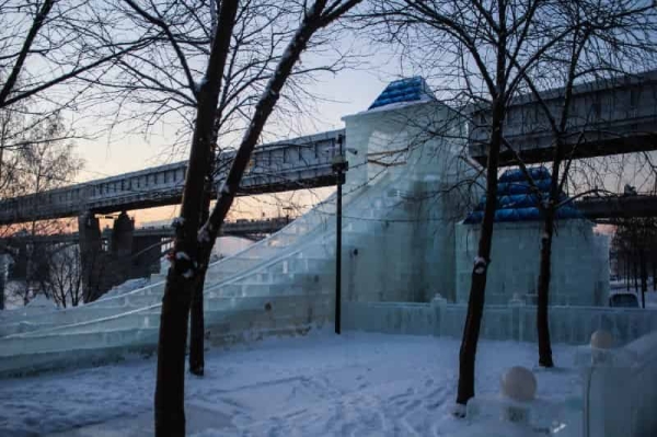 Ледовый городок на набережной Новосибирска: цены, фото и время работы