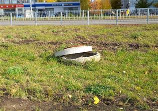 Грязные скамьи и сломанные деревья: аллея на ул. Ташкентской спустя шесть лет после реконструкции