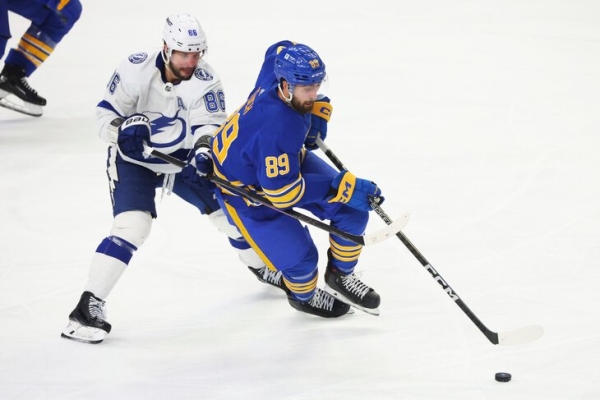 «Тампа» спаслась за 7 секунд до конца, но проиграла в овертайме. Похоже, впереди трудные два месяца