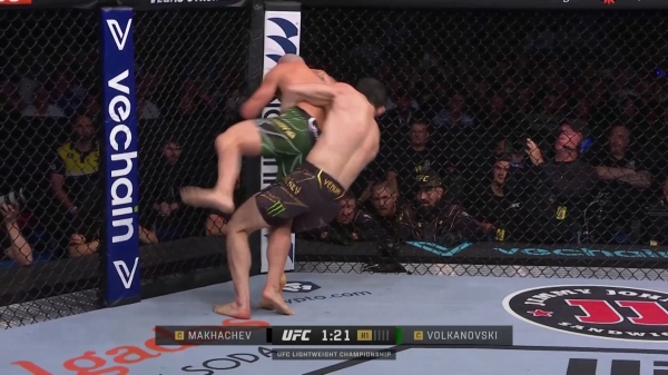 Семь причин, почему первый бой Махачева и Волкановски получился таким близким