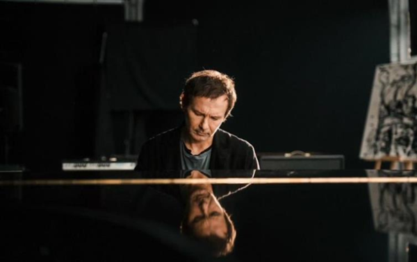 Вакарчук анонсировал релиз англоязычного альбома Океана Эльзы