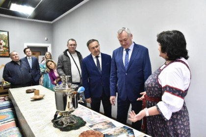 Губернатор Андрей Травников: Колывань – место традиций и развития