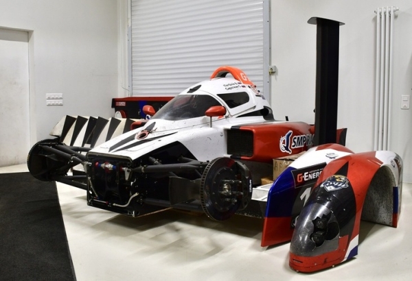 В Москве уже делают гоночные прототипы, хоть никто и не верил! Побывали на заводе и изучили процесс до винтика