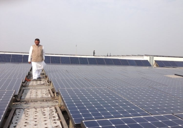 Запущена самая большая солнечная электростанция в мире: она может обеспечить светом небольшую страну - Hi-News.ru