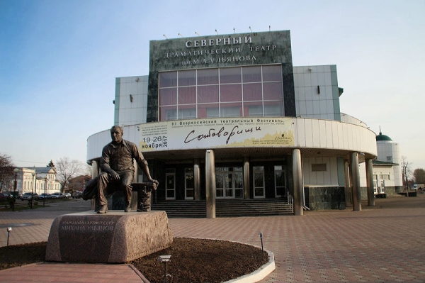 Директор тарского театра Неупокоев может переехать на Камчатку