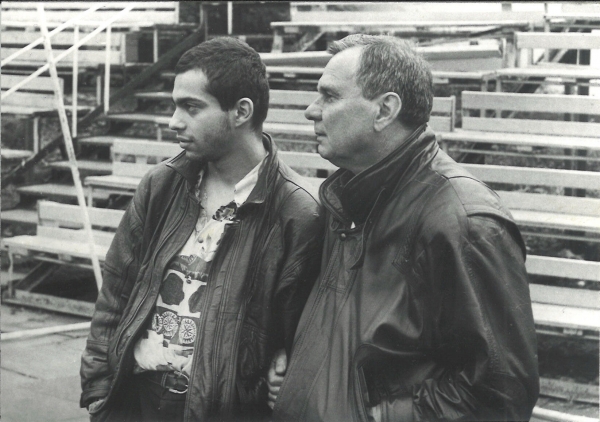 «Асмарал» мог стать «Краснодаром», будь Хусам дипломатичнее». Разговор с режиссером фильма о самом удивительном клубе 90-х