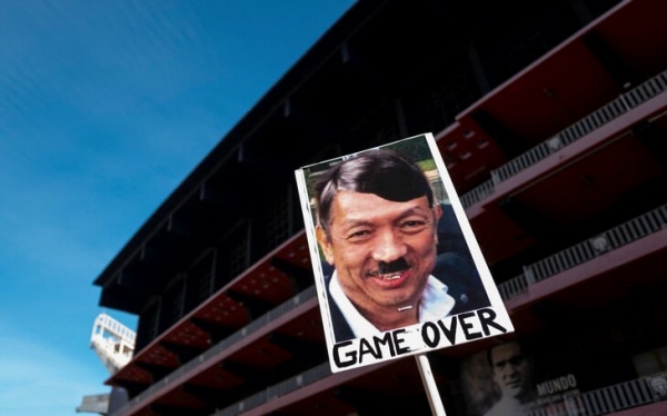 «Валенсия» вдруг зовет Гаттузо. Рино год сидел без дела: 23 дня работал в «Фиорентине» и мог залететь в «Спартак» 