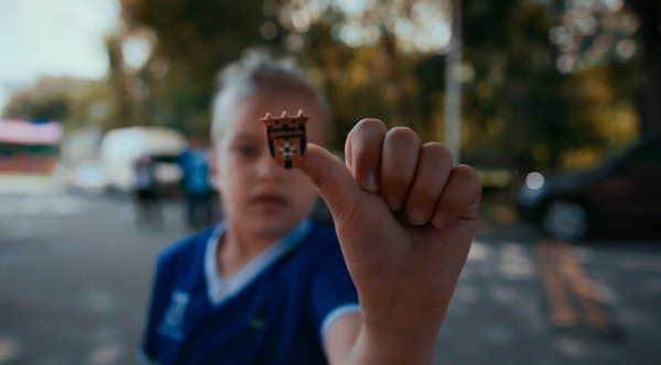 «Асмарал» мог стать «Краснодаром», будь Хусам дипломатичнее». Разговор с режиссером фильма о самом удивительном клубе 90-х