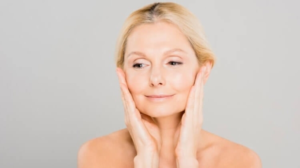 В каком возрасте люди начинают быстро стареть — ученые назвали два пика - Hi-News.ru