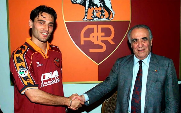 В 2000-м за Батистуту сражались «Рома», «Лацио» и «Интер». Капелло обыграл всех, использовав знакомого журналиста