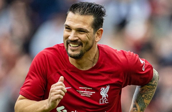 В матче легенд &laquo;Ливерпуля&raquo; и &laquo;МЮ&raquo; зарешали ребята из РПЛ. Привет от Марка Гонсалеса и Синама-Понголя 