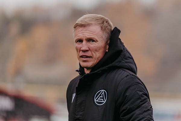 «Наш футбол деградирует. Его разваливают как будто специально». Ярость Евгения Калешина 🔥