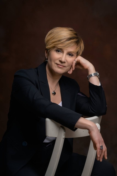 Омичка написала сценарий сериала, который покажут по федеральному каналу