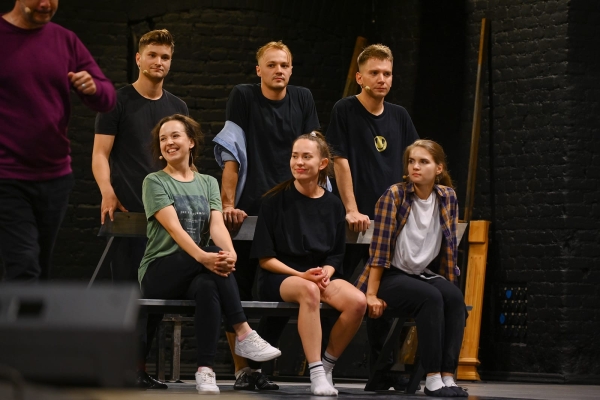 Омская драма откроет сезон премьерой спектакля о русском гении