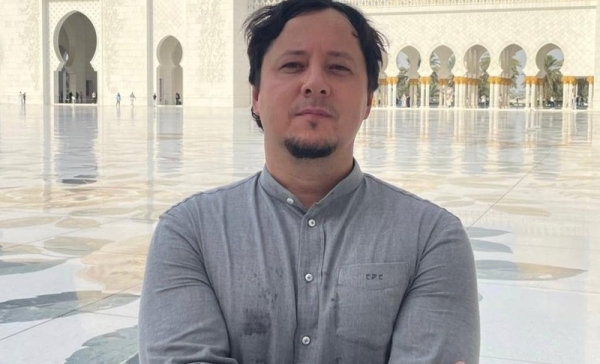 &laquo;Раньше на сцену попадали не по блату&raquo;: кого везут на гастроли в Омск