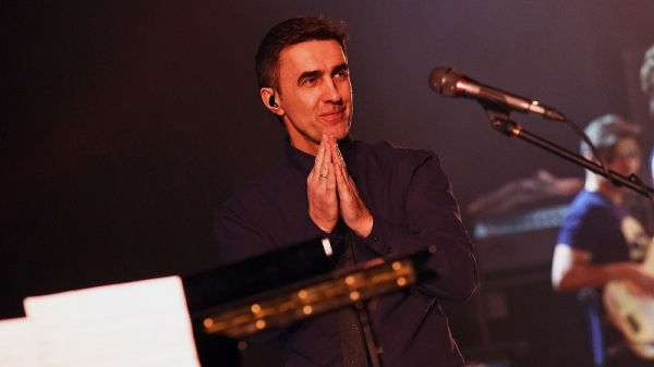 &laquo;Раньше на сцену попадали не по блату&raquo;: кого везут на гастроли в Омск