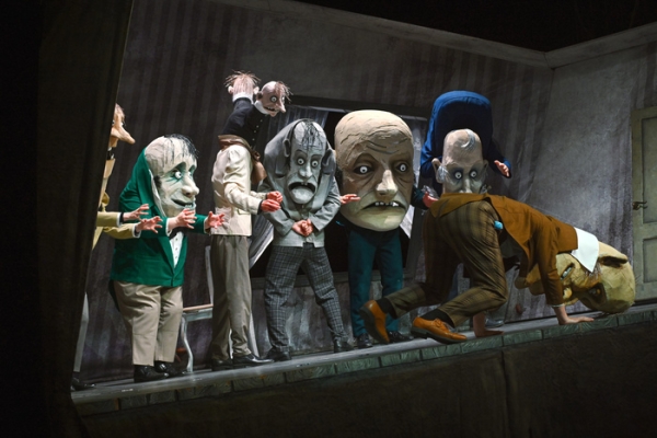 Театр кукол Карелии шокировал и рассмешил омских зрителей