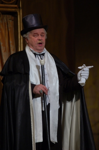 В Омске ушел из жизни актер Музыкального театра, сыгравший около 200 ролей