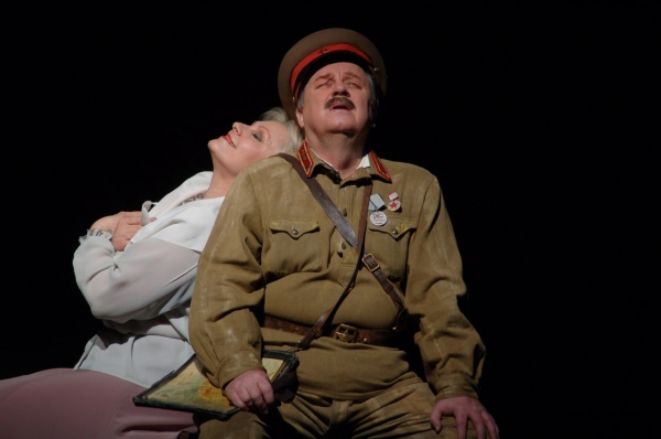 В Омске ушел из жизни актер Музыкального театра, сыгравший около 200 ролей