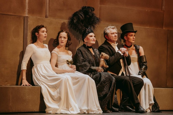 Виктор ЛАПУХИН: «К 150-летию обновим здание театра и его техническую «начинку» 