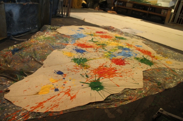 Закулисье Омской драмы: трюм сцены, актерские приметы и кирпич Достоевского